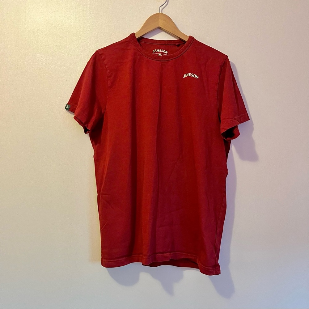 Jameson Whiskey Graphic Tee Shirt Red Organic Cotton Logo Crest XL Ireland
